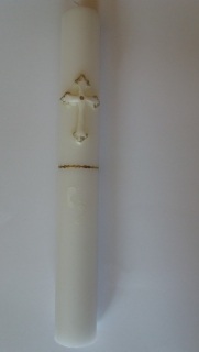 Křestní svíčka se zlatým křížem a bílými stopami